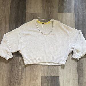 Free People V-Neck Cream Sweater Size: XS